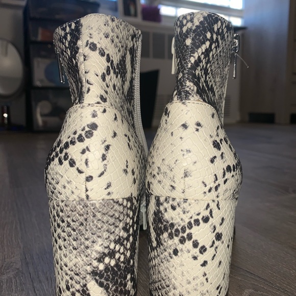 Steve Madden snakeskin booties - Picture 2 of 4